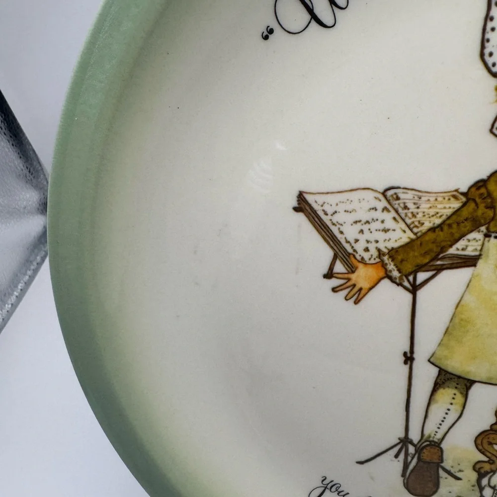 Holly Hobbie Collector Edition Plate 10.3/8th Made USA By American Greeting Mint